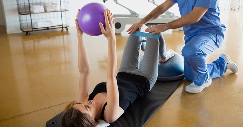 Physical therapy clinic that uses practice management software.